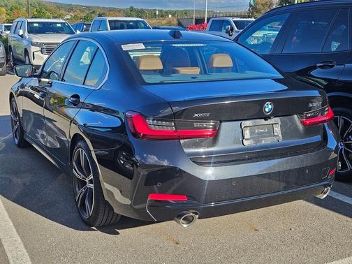 2024 BMW 330 i xDrive