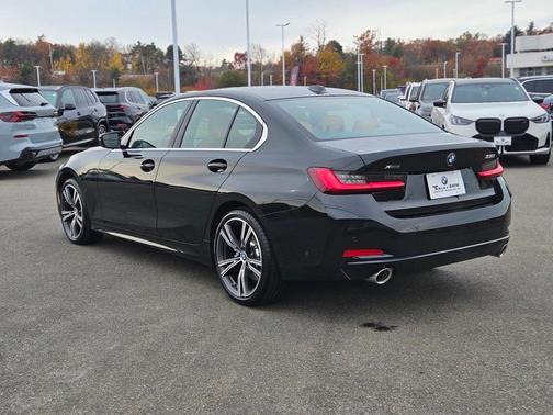 2024 BMW 330 i xDrive