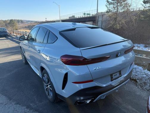 2026 BMW X6 xDrive40i