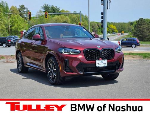 Aventurin Red Metallic 2025 BMW X4 xDrive30i
