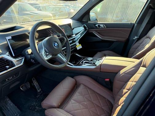 Tanzanite Blue II Metallic 2026 BMW X5 PHEV xDrive50e