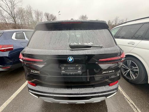 Black Sapphire Metallic 2024 BMW X5 PHEV xDrive50e