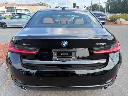 2025 BMW 330 i xDrive