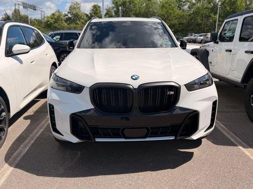 Alpine White 2025 BMW X5 M60i