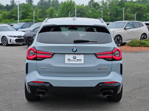 2024 BMW X3 M40i
