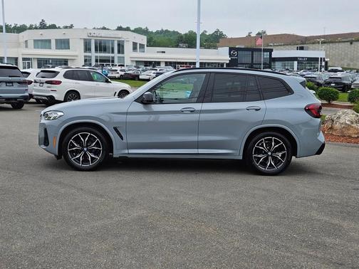 2024 BMW X3 M40i