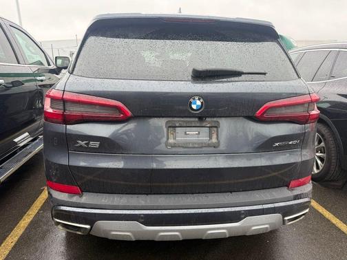 Arctic Gray Metallic 2019 BMW X5 xDrive40i