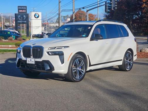 2024 BMW X7 M60i