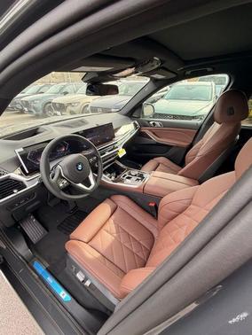 Gray Metallic 2026 BMW X5 xDrive40i