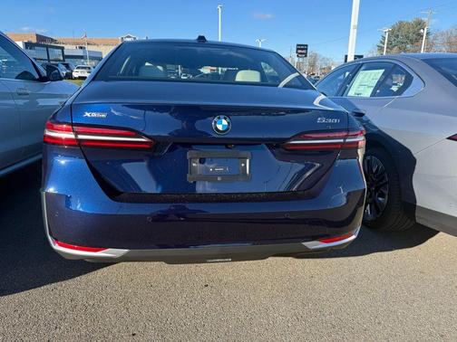 2026 BMW 530 i xDrive