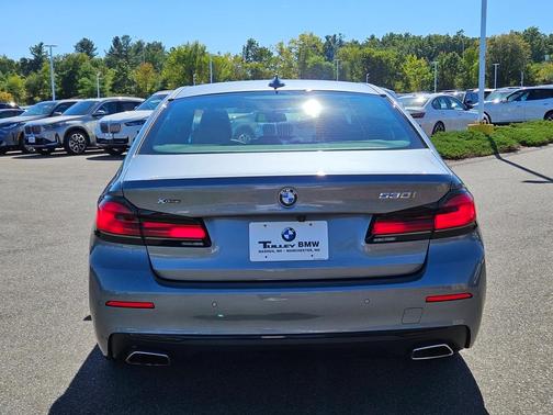 2022 BMW 530 i xDrive