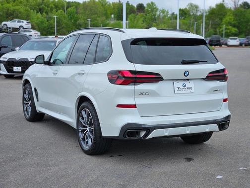 2025 BMW X5 xDrive40i