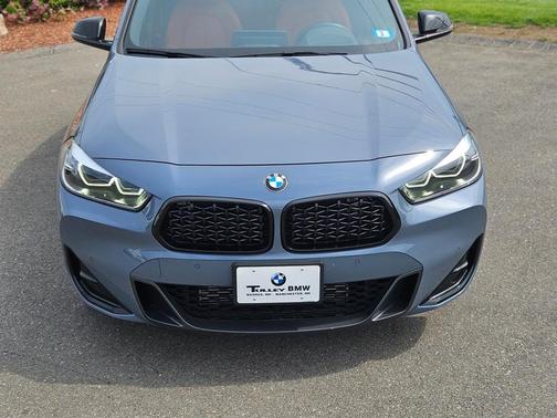 2022 BMW X2 M35i