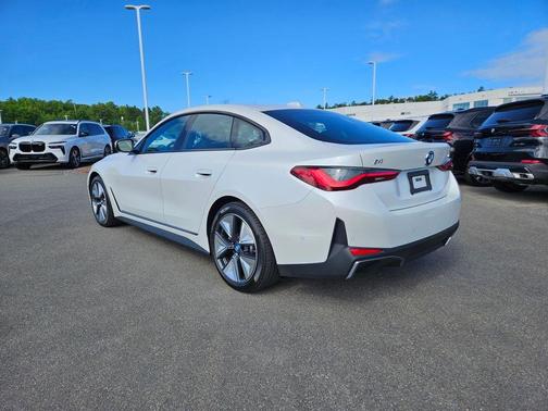 Mineral White Metallic 2023 BMW i4 Gran Coupe eDrive35