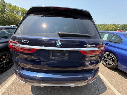 2022 BMW X7 xDrive40i