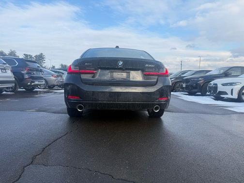 2025 BMW 330 i xDrive