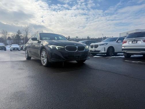 2025 BMW 330 i xDrive