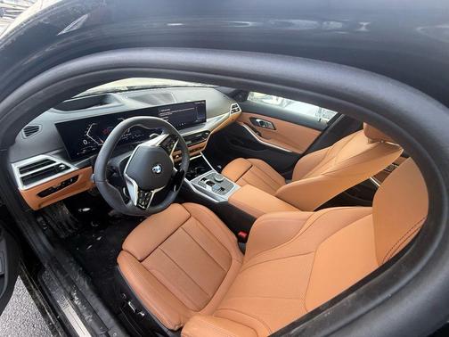 2025 BMW 330 i xDrive