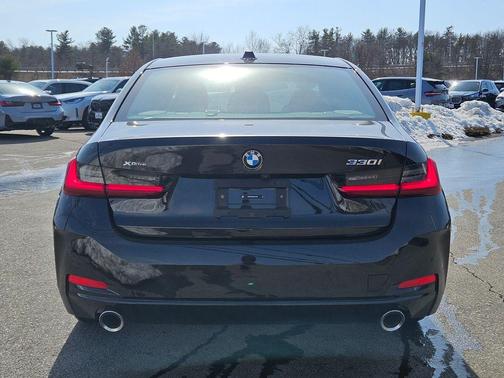 2025 BMW 330 i xDrive