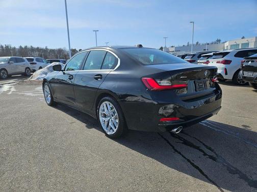 2025 BMW 330 i xDrive