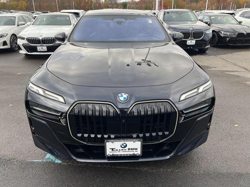 2026 BMW 760 760i xDrive