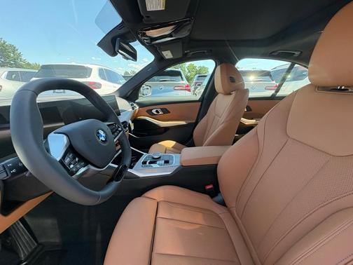 2025 BMW 330 i xDrive