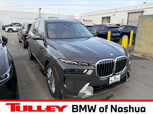 2025 BMW X7 xDrive40i