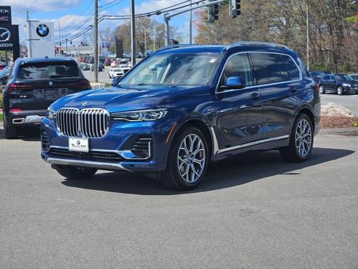 Phytonic Blue Metallic 2021 BMW X7 xDrive40i