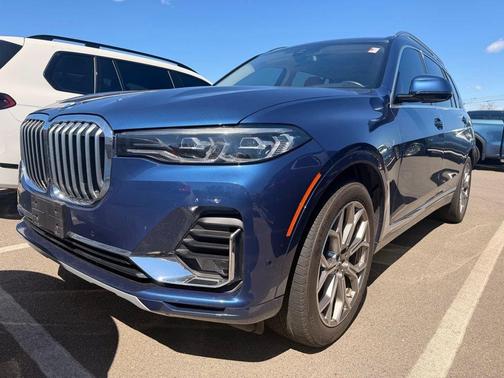 Phytonic Blue Metallic 2021 BMW X7 xDrive40i