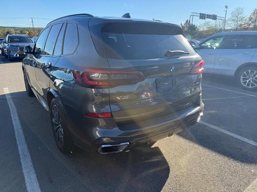 2023 BMW X5 PHEV xDrive45e