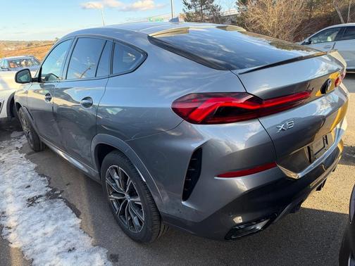 2026 BMW X6 xDrive40i