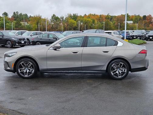 2026 BMW 530 i xDrive