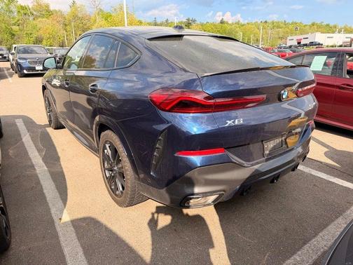 Tanzanite Blue II Metallic 2026 BMW X6 xDrive40i