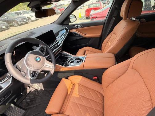 Tanzanite Blue II Metallic 2026 BMW X6 xDrive40i