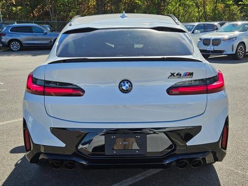 2025 BMW X4 M AWD