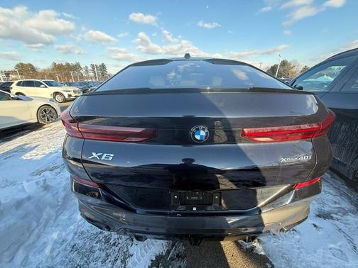 2025 BMW X6 xDrive40i