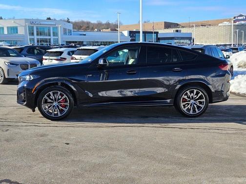 2025 BMW X6 xDrive40i