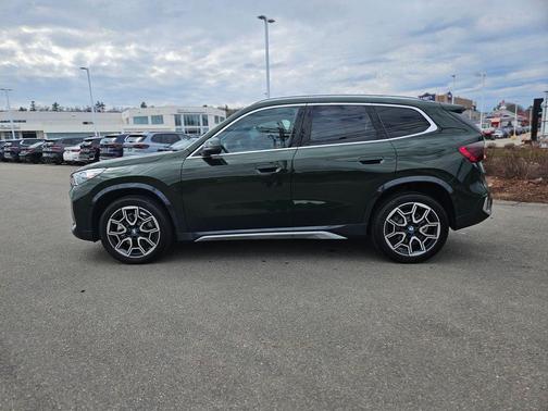 San Remo Green Metallic 2025 BMW X1 xDrive28i