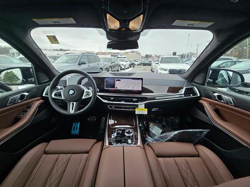 2026 BMW X7 M60i