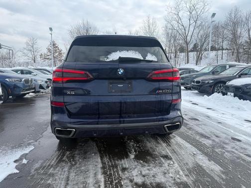 2023 BMW X5 M50i