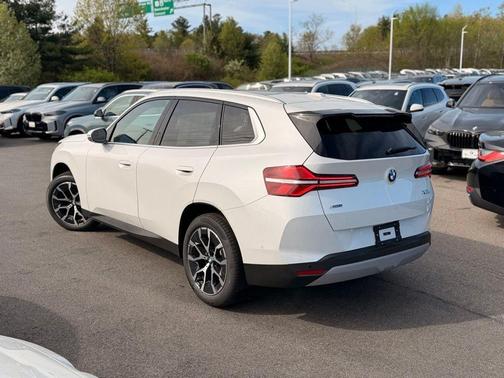 Mineral White Metallic 2026 BMW X3 30 xDrive