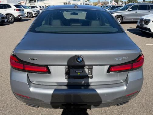 2023 BMW 530 i xDrive