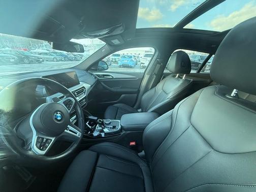 2023 BMW X4 M40i