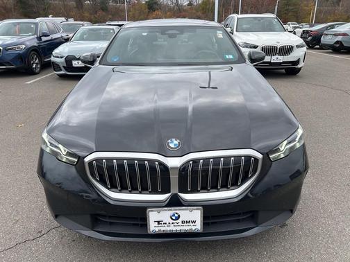 2024 BMW 530 i xDrive