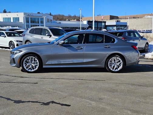 2025 BMW 330 i xDrive