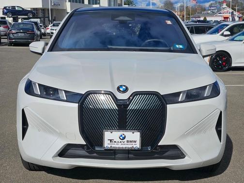 2026 BMW iX xDrive45