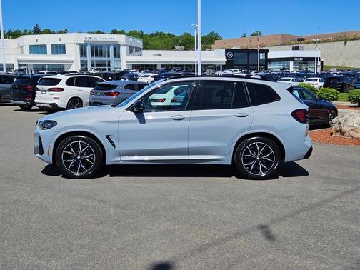 2024 BMW X3 M40i