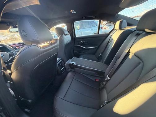 2026 BMW 330 I XDrive NA