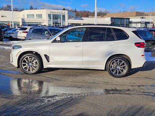 2025 BMW X5 xDrive40i