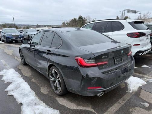 2023 BMW 330 i xDrive